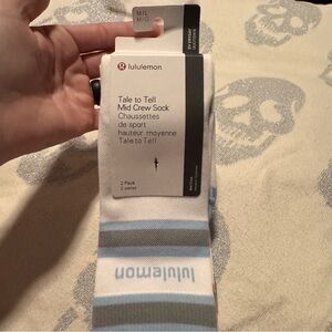 lululemon athletica White and Light Blue Athletic mid crew Socks, 2 pairs m/l
